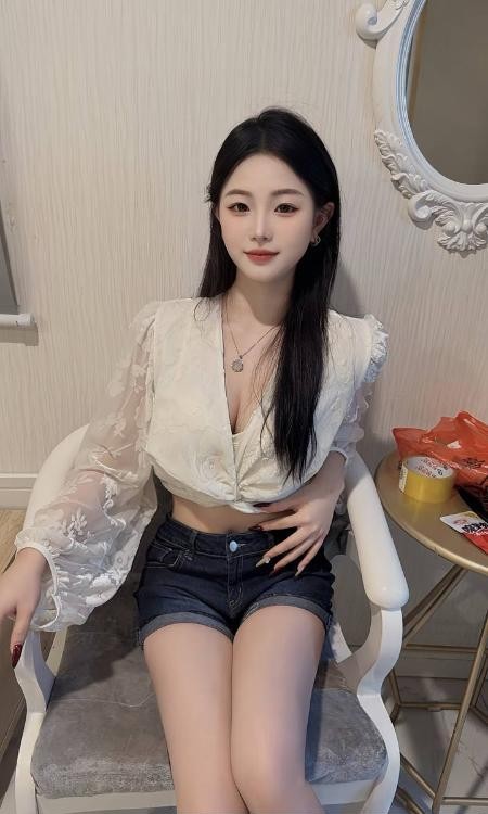 清纯颜值皮肤白嫩玫瑰