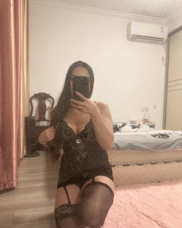 如狼似虎的老嫂子