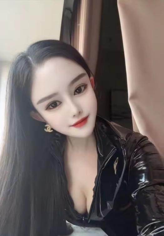 御姐女王范十足