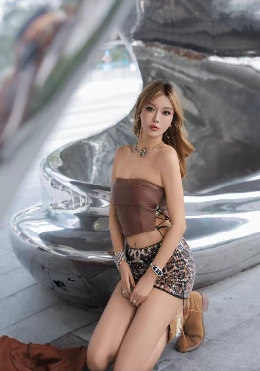 富华里性感小猫