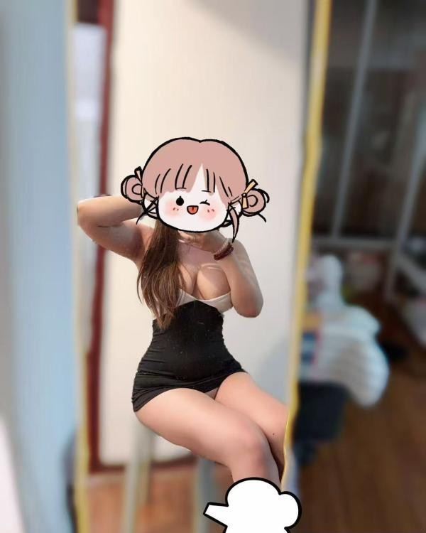 河北大奶丰臀妹子