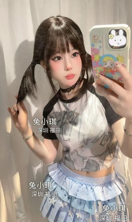 福田双马尾萝莉