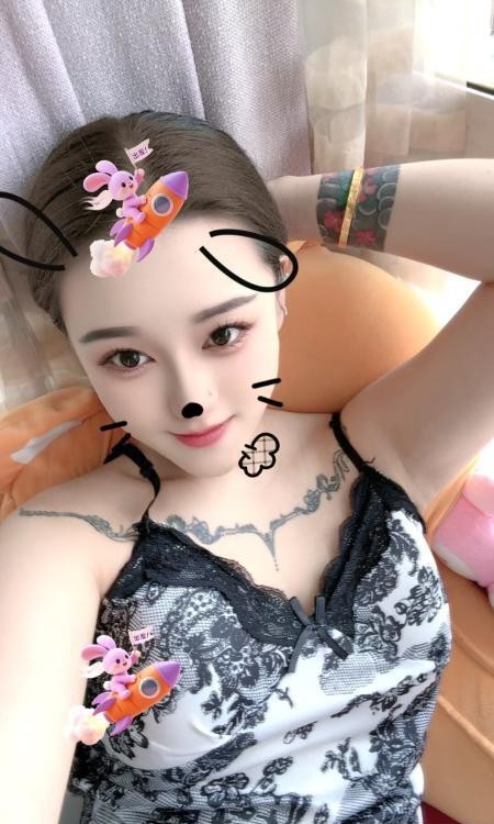 包河纹身妹回归