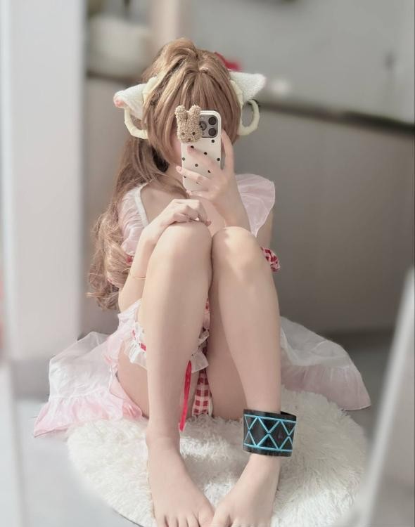 可cos白虎b吸吸酱