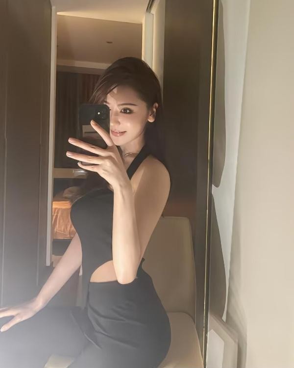 南门大长腿安迪