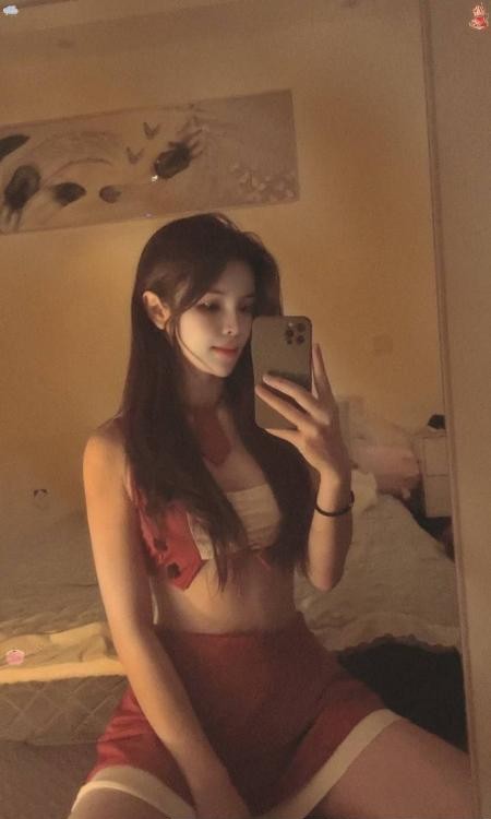 栖霞马群御姐型妹子