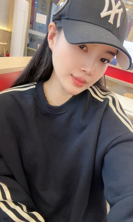 放得开的大胸少妇