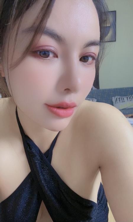 静安混血肥美鲍鱼姐