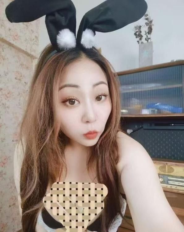 海珠兔女郎小优