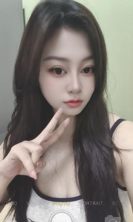 秦淮大胸小姐姐