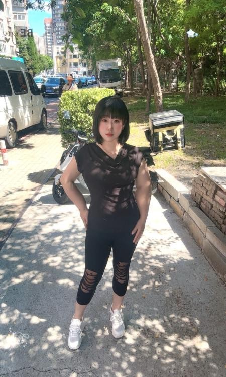 大屁股蝴蝶B少妇