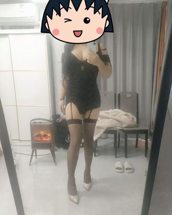 丰满肥臀大胸bbw