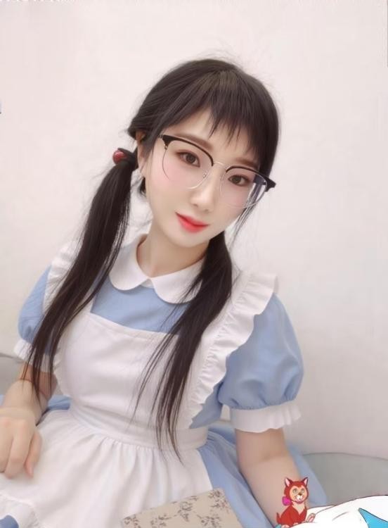 光谷步行街芳芳