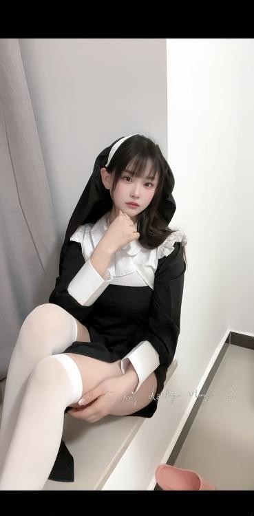 天河二次元COS甜甜