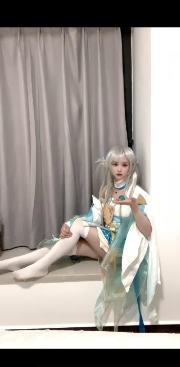 天河二次元COS甜甜