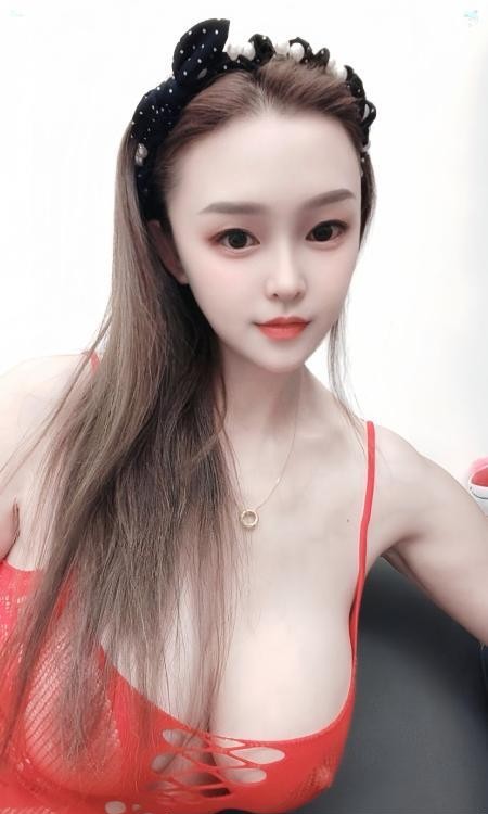 龙华E奶大波丹妮