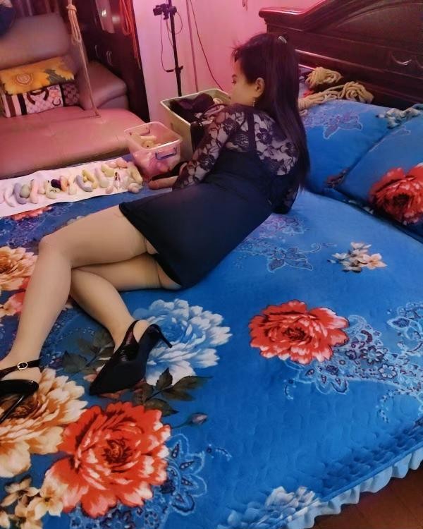 徐汇服务SM少妇娜