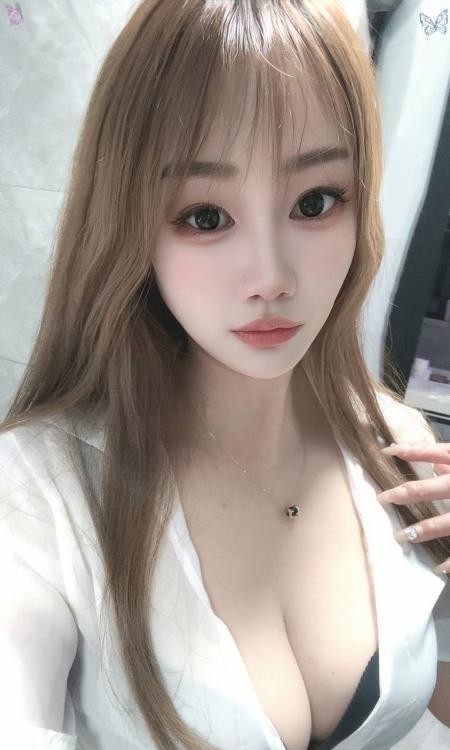 天河舌吻骚骚老师