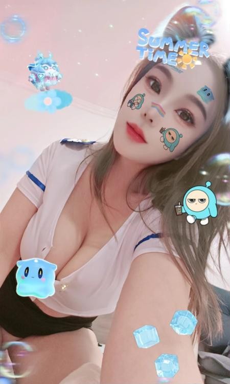 镜前爆乳榨汁战神西西