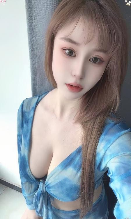 西安大胸制服冉冉