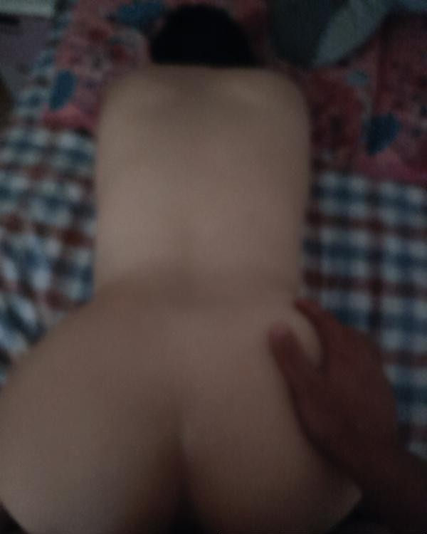 后入大白臀骚妇