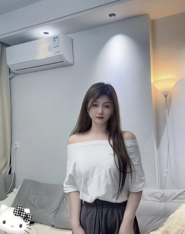 福州性感美乳范范宝贝