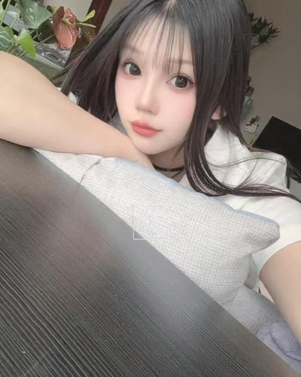 人美声甜的长腿小姐姐