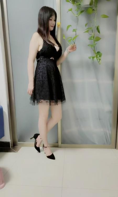 梅花园大奶熟女