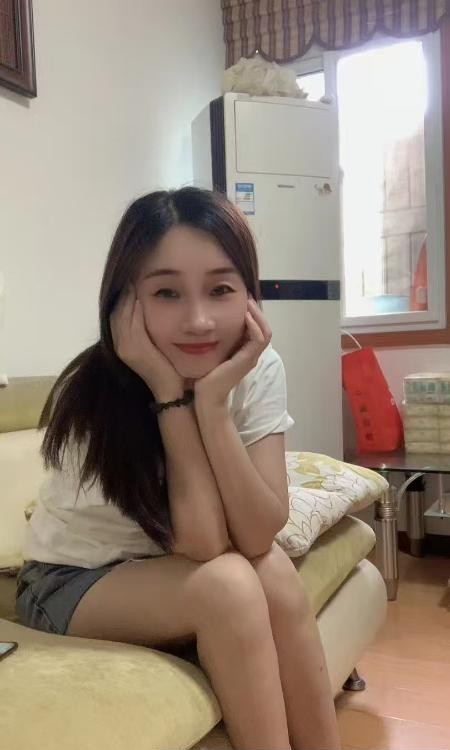 国贸欲女心心