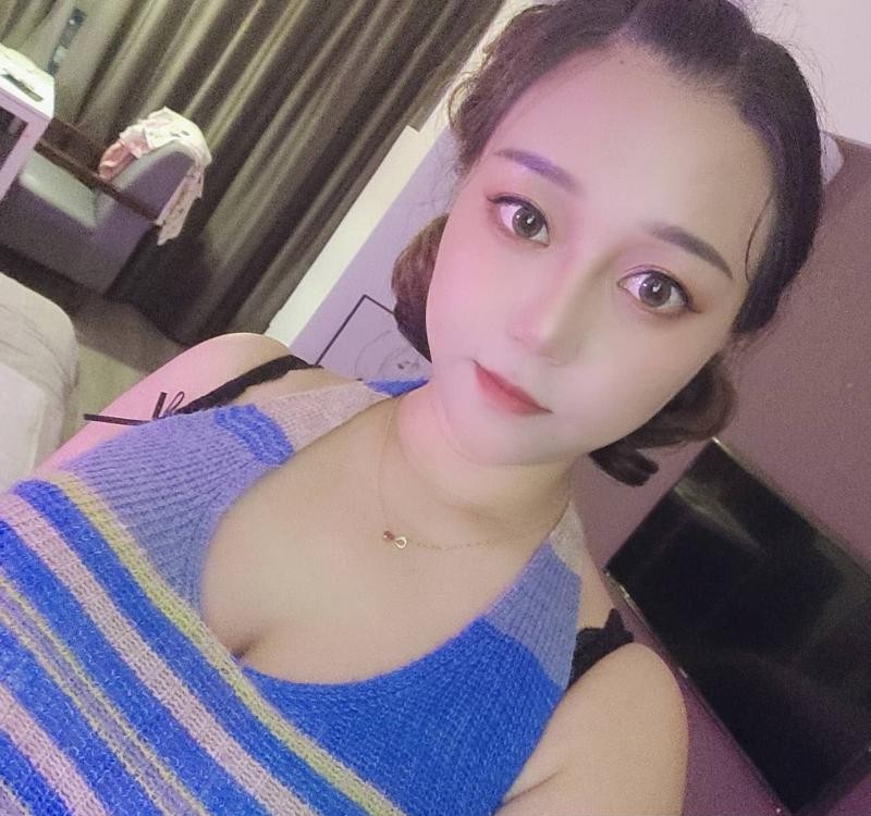 东郊E奶骚货