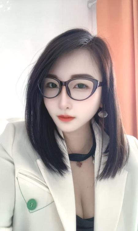 瑶海御姐范漫漫