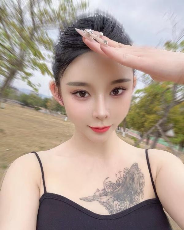 江汉女友系大长腿