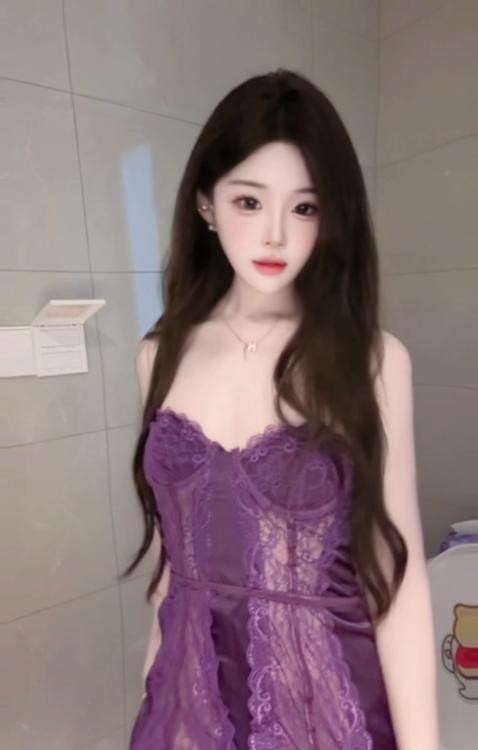 清纯甜美小布丁