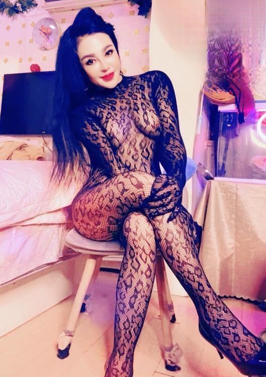 宝山大胸御姐
