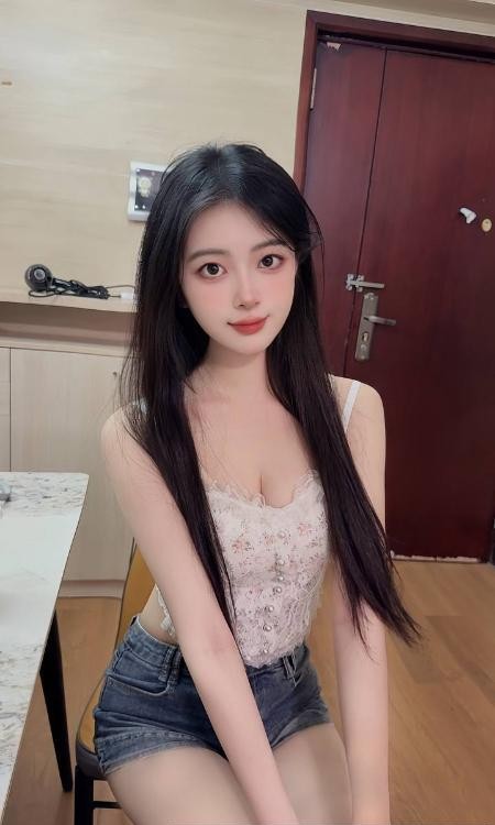 清纯俏皮颜值嫩妹