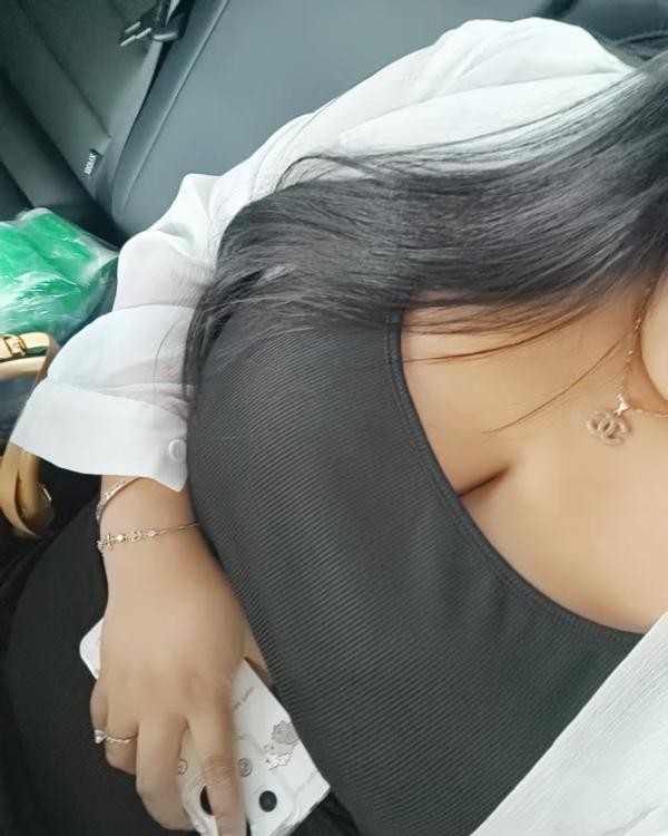 超爱的巨胸妹妹