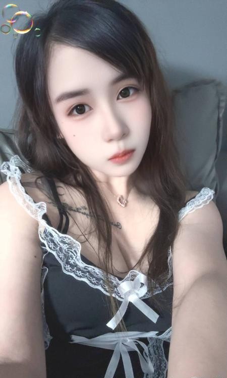 二刷东站护士诗涵