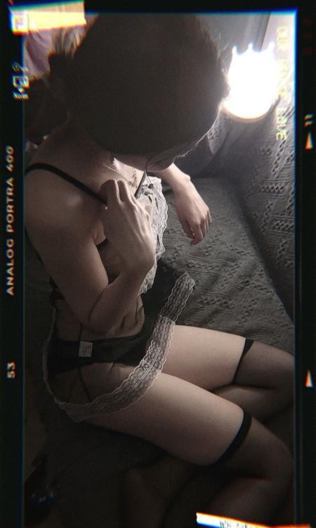 庐阳翘臀小嫩妹