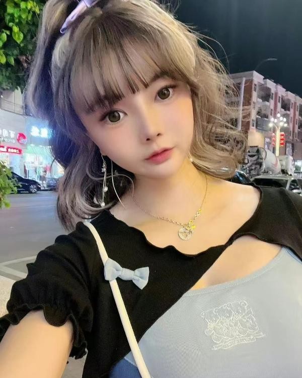 新茶到年轻嫩妹