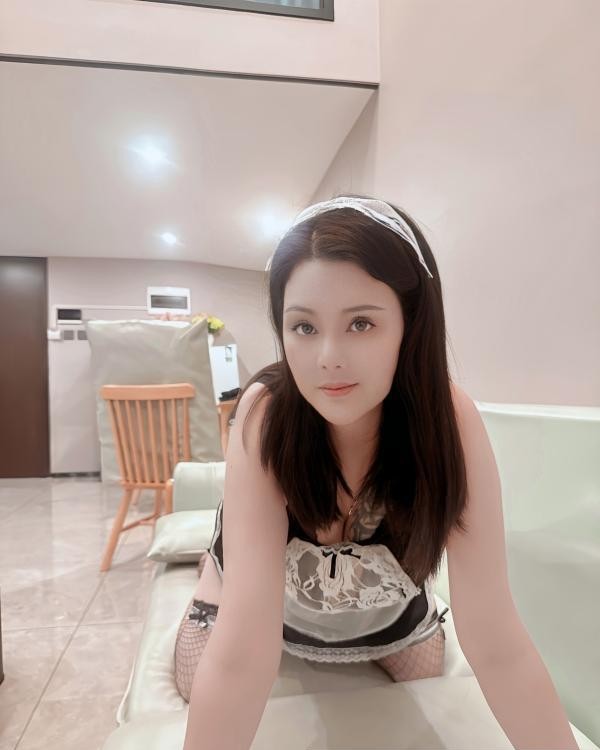 青岛肥臀少妇如梦