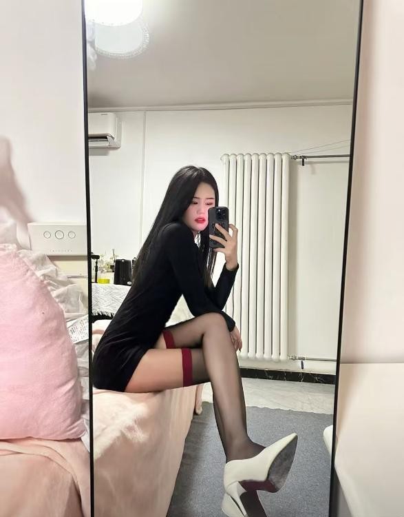 性感白嫩大美腿