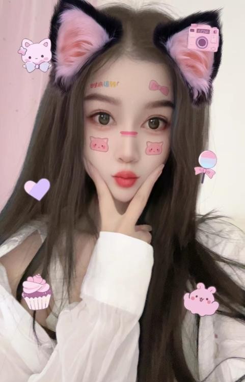 白嫩泡芙妹妹