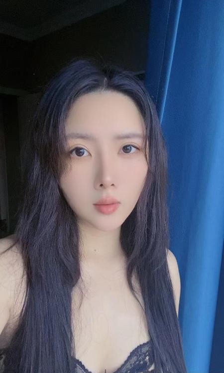 科技少妇