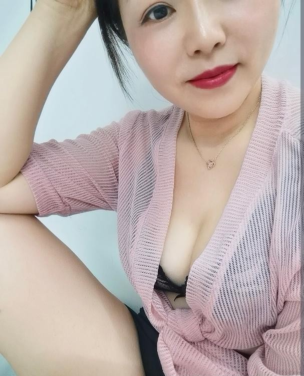 轻熟少妇
