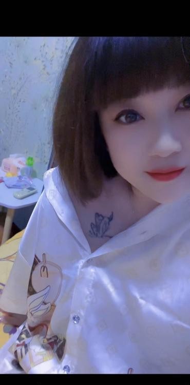 矮小少妇