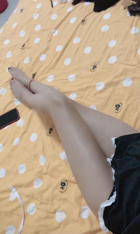 闷骚长腿少妇