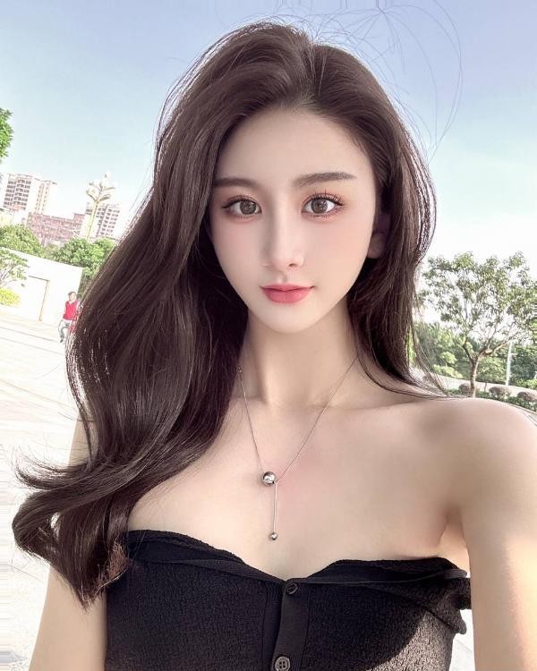 反差感颜值CC