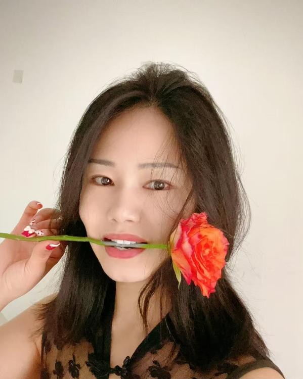翘臀风骚老师