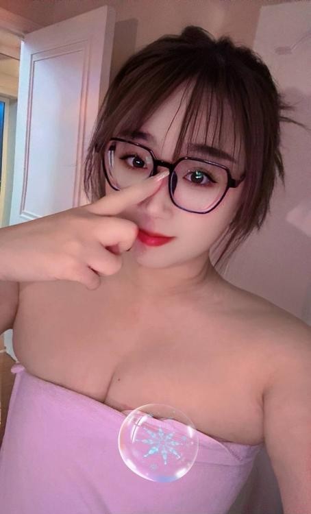 微胖肥臀