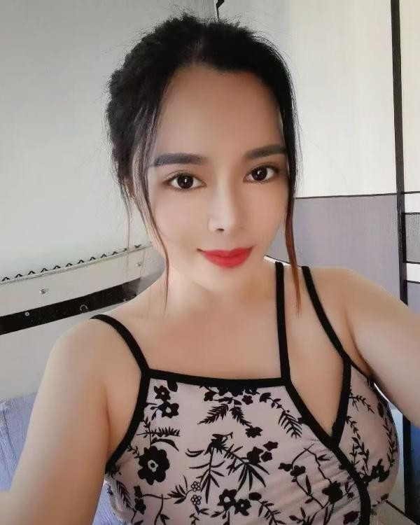轻熟少妇云儿